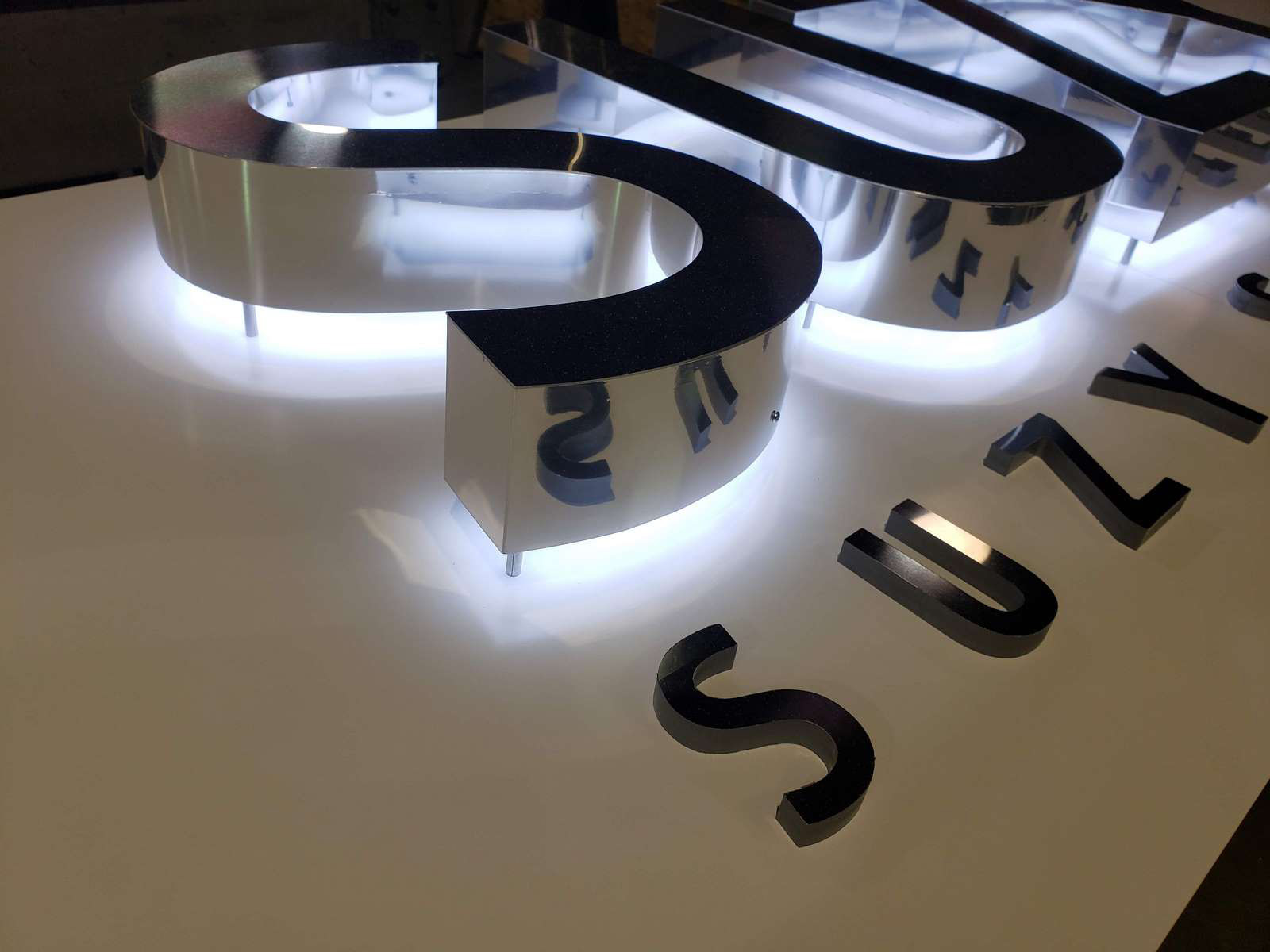 Backlit Channel Letter